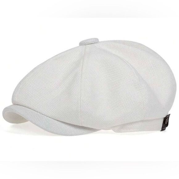 Other - Stylish White Newsboy Cap